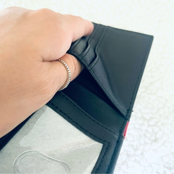 NWT Ghost Face Bifold Wallet - Halloween lovers, fans of Scream & horror movies - Picture 9 of 10